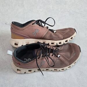 Women's On Cloud Sneakers Rust Pink Black Athletic Shoes Size 8 Running Crossfit